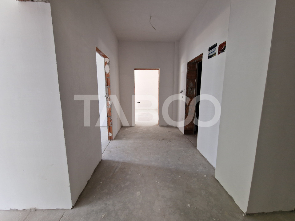 Apartament decomandat 2 camere 63 mpu 2 balcoane zona Rahovei Sibiu