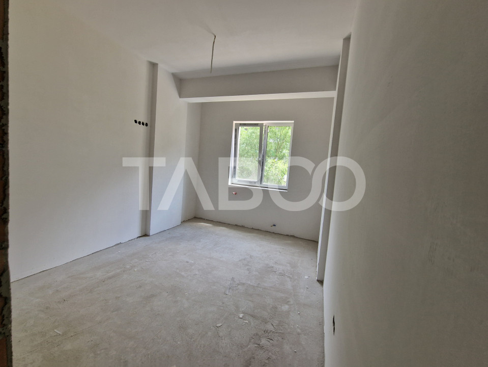 Apartament decomandat 2 camere 63 mpu 2 balcoane zona Rahovei Sibiu