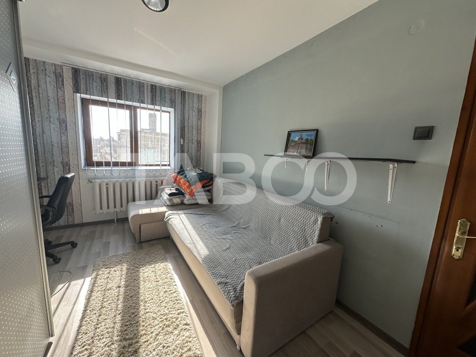Apartament decomandat 2 camere boxa la subsol zona 1 Decembrie