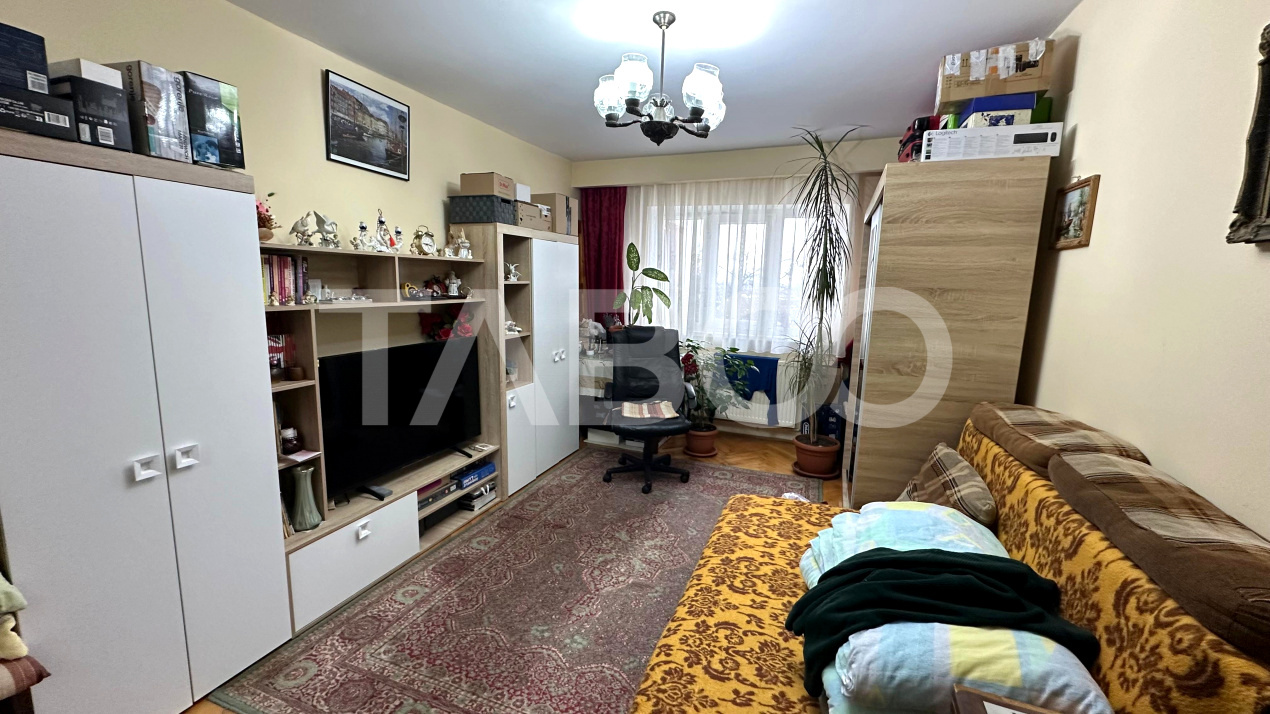 Apartament decomandat 2 camere cu Pivnita zona Valea Aurie Sibiu