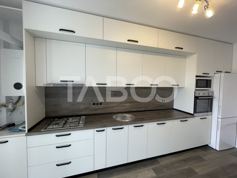 Apartament decomandat 2 camere etaj 2 60 mp balcon parcare Turnisor
