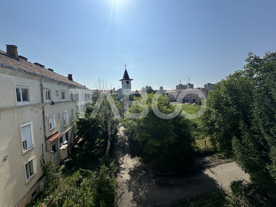  Apartament decomandat 2 camere etaj 2 boxe la subsol garaj  Negoiu