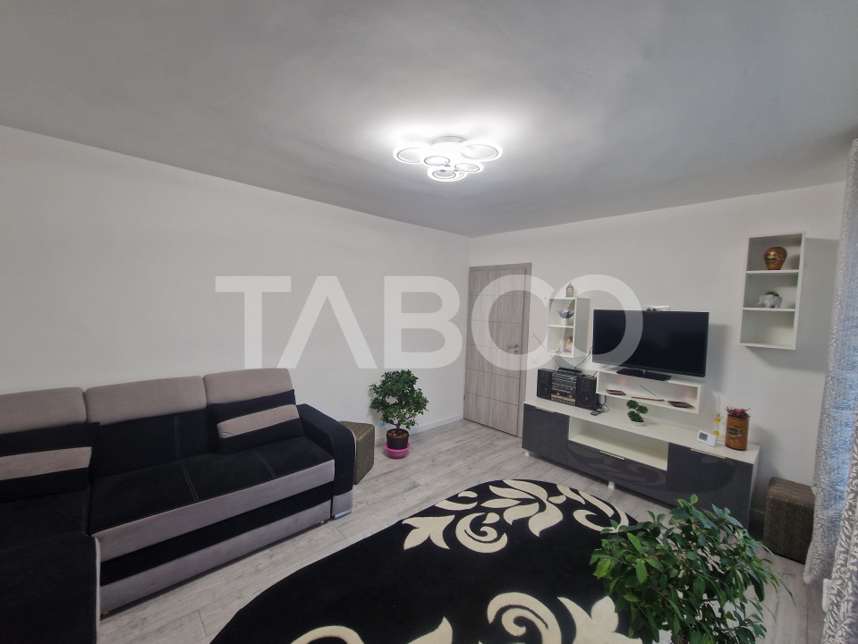Apartament decomandat 2 camere etaj 3 intermediar Terezian