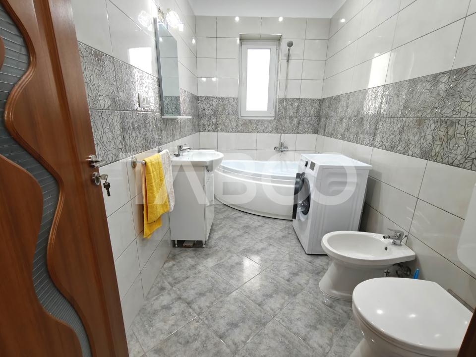 Apartament decomandat 2 camere si 2 balcoane in zona Doamna Stanca