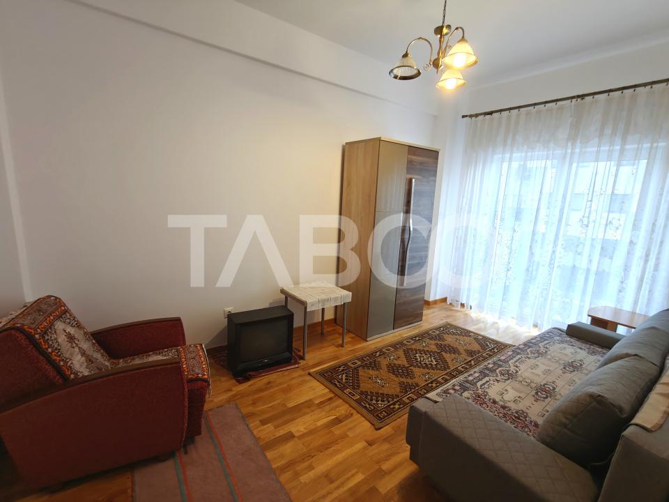 Apartament decomandat 2 camere si 2 balcoane in zona Doamna Stanca