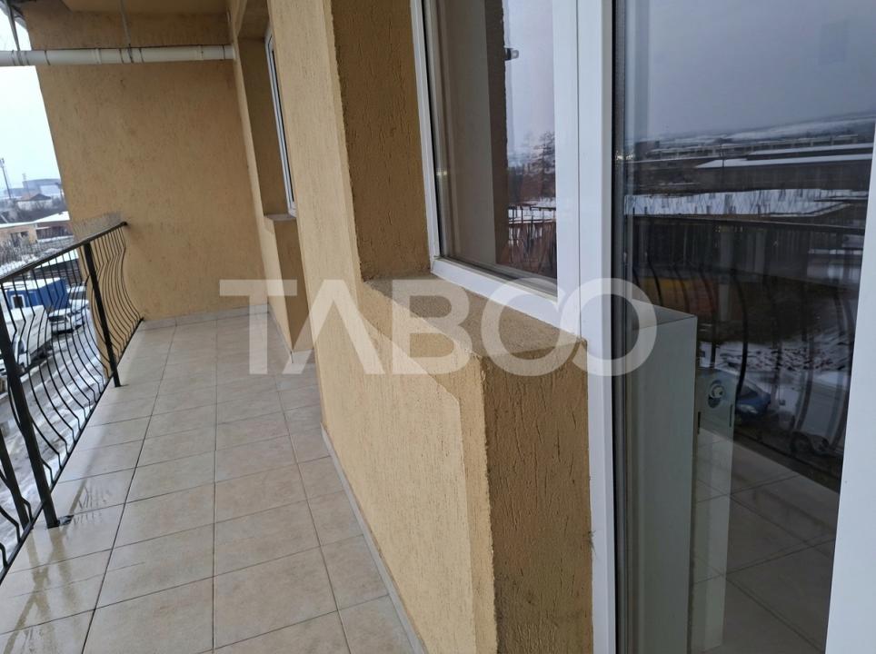 Apartament decomandat 2 camere si balcon Selimbar Brana