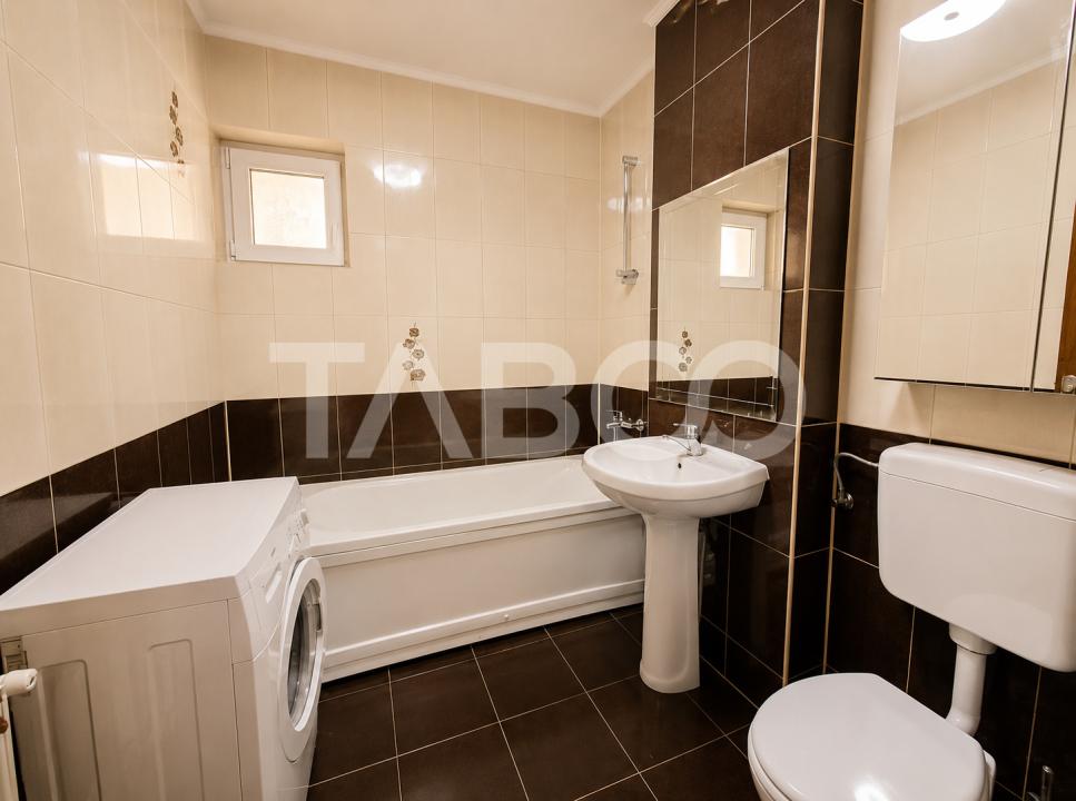 Apartament decomandat 2 camere si balcon Selimbar Brana