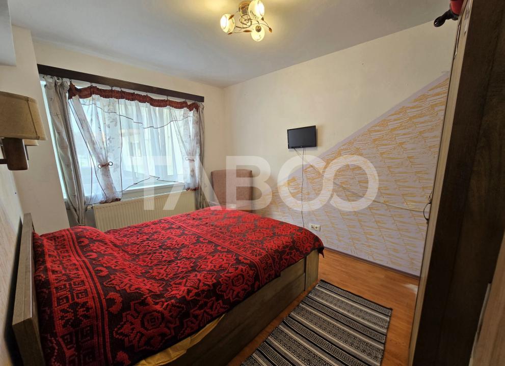 Apartament decomandat 3 camere 2 bai 66 mp parcare boxa Terezian Sibiu
