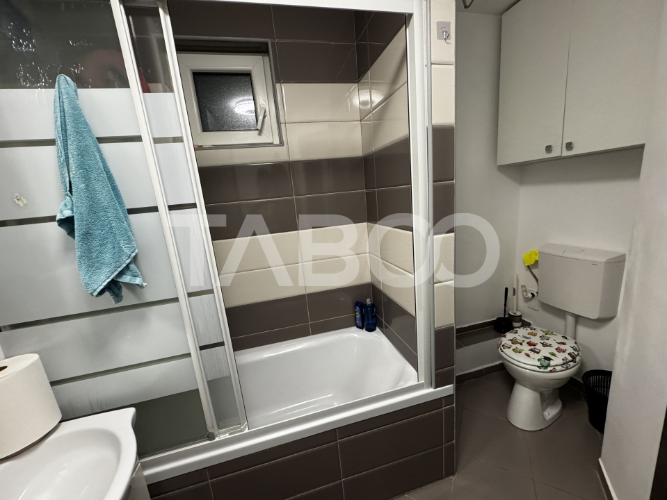 Apartament decomandat 3 camere 2 bai 73 mp balcon Mihai Viteazul Sibiu