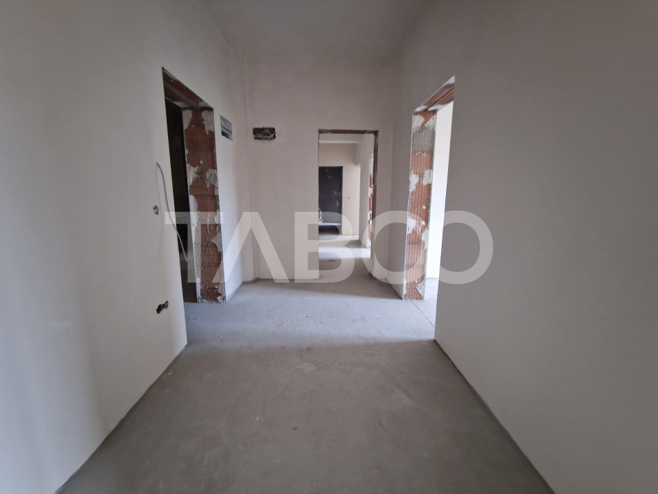 Apartament decomandat 3 camere 2 bai 83 mpu 2 balcoane Sibiu Rahovei