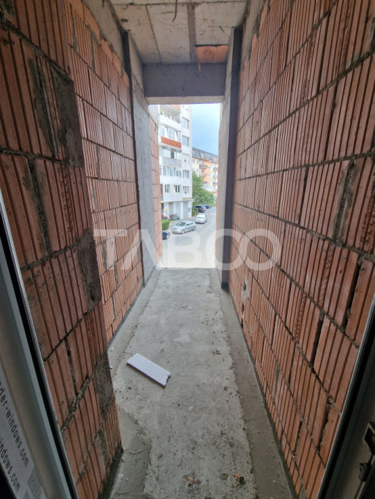 Apartament decomandat 3 camere 2 bai 83 mpu 2 balcoane Sibiu Rahovei