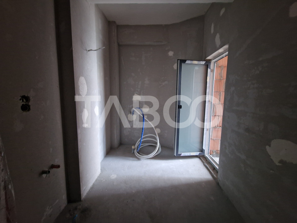 Apartament decomandat 3 camere 2 bai 83 mpu 2 balcoane Sibiu Rahovei