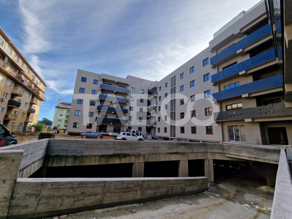 Apartament decomandat 3 camere 2 bai 83 mpu 2 balcoane Sibiu Rahovei
