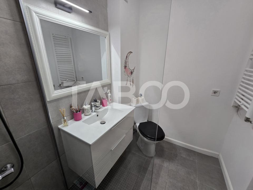 Apartament decomandat 3 camere 2 bai balcon lift City Residence Sibiu