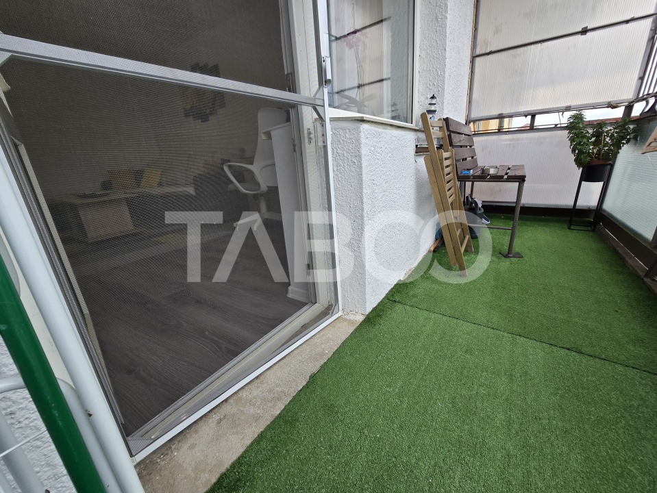 Apartament decomandat 3 camere 2 bai balcon pivnita Strand Sibiu