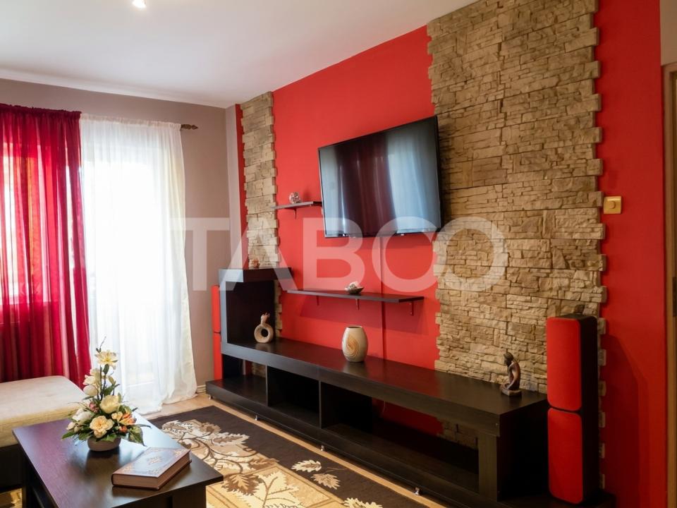 Apartament decomandat 3 camere  2 bai etaj 3 balcon zona buna Cisnadie
