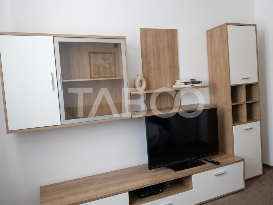 Apartament decomandat 3 camere  2 bai etaj 3 balcon zona buna Cisnadie