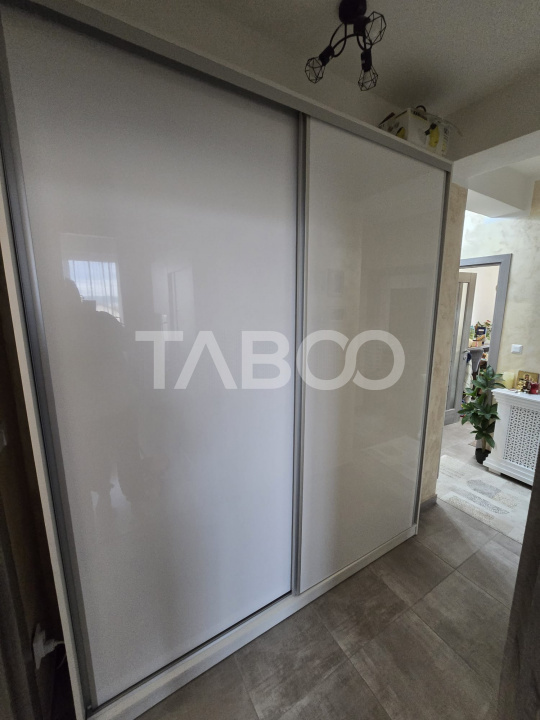 Apartament decomandat 3 camere 2 bai loc de parcare subteran Turnisor