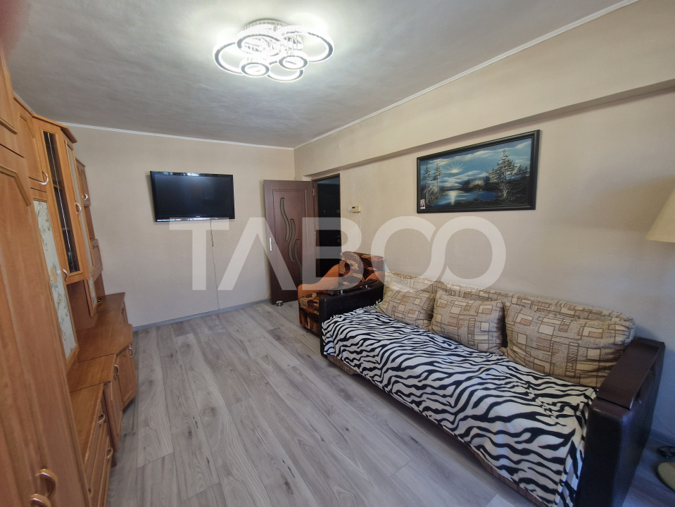 Apartament decomandat 3 camere 2 bai Semaforului Vasile Aaron