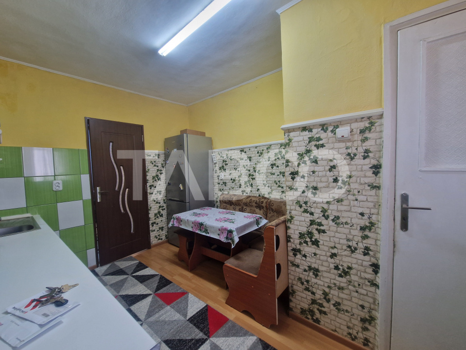 Apartament decomandat 3 camere 2 bai Semaforului Vasile Aaron