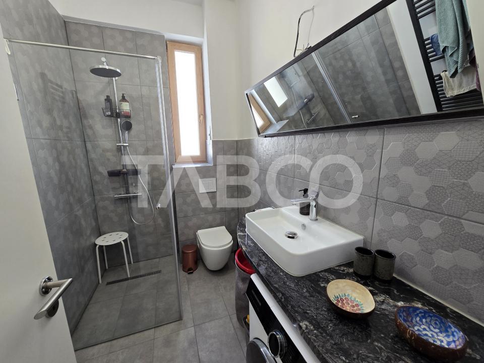 Apartament decomandat 3 camere 2 balcoane parcare Shopping City Sibiu