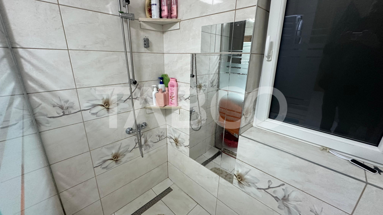 Apartament decomandat  3 camere 2 locuri de parcare Arhitectilor Sibiu