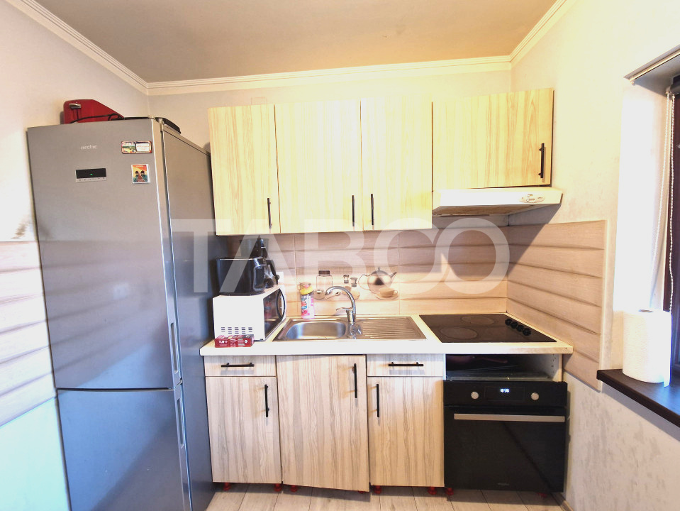Apartament decomandat 3 camere 66 mp si loc de parcare Cisnadie 