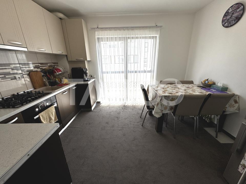 Apartament decomandat 3 camere 66 mpu 2 balcoane parcare Doamna Stanca