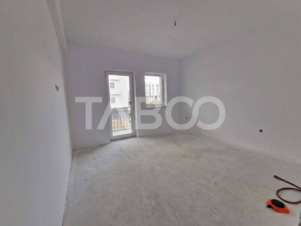 Apartament decomandat 3 camere 66 mpu balcon loc parcare Doamna Stanca