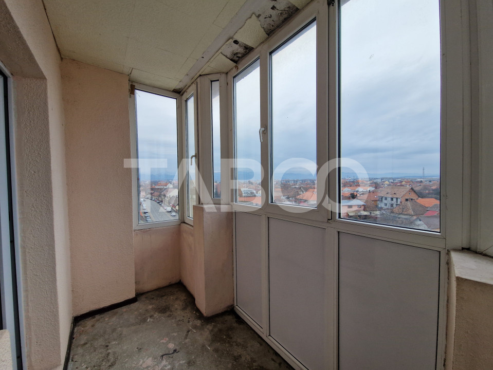 Apartament decomandat 3 camere 74 mpu 2 balcoane lift Terezian Sibiu