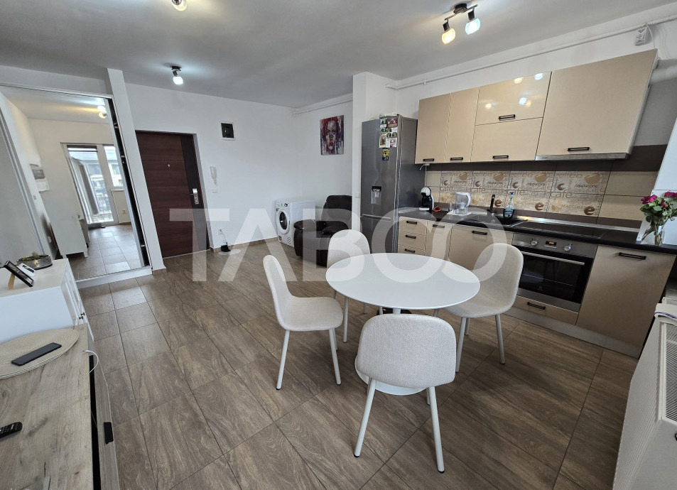 Apartament decomandat 3 camere balcon 12 mp parcare Turnisor Sibiu