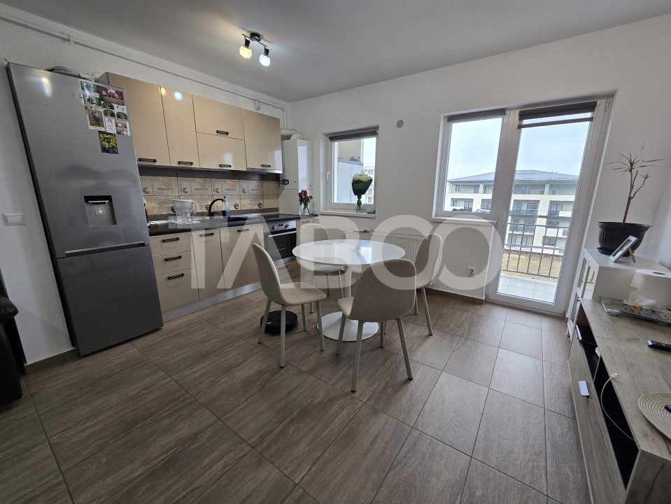 Apartament decomandat 3 camere balcon 12 mp parcare Turnisor Sibiu