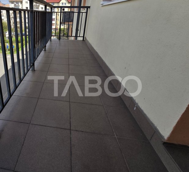 Apartament decomandat 3 camere balcon etaj 3 lift Mihai Viteazul Sibiu