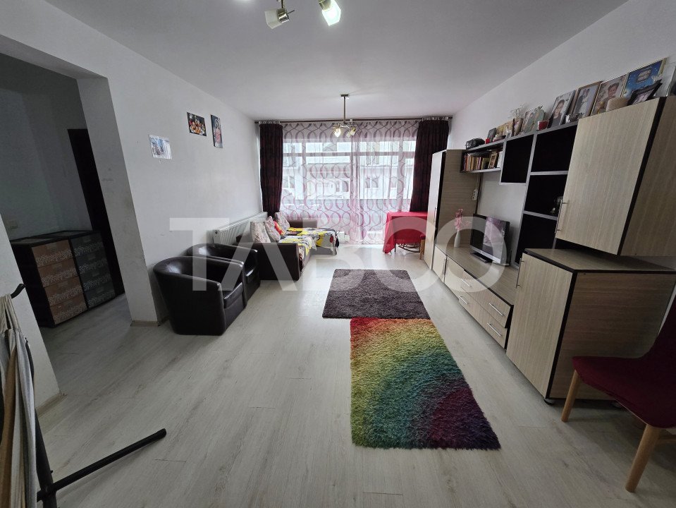 Apartament decomandat 3 camere balcon parcare COMISION 0 in Selimbar