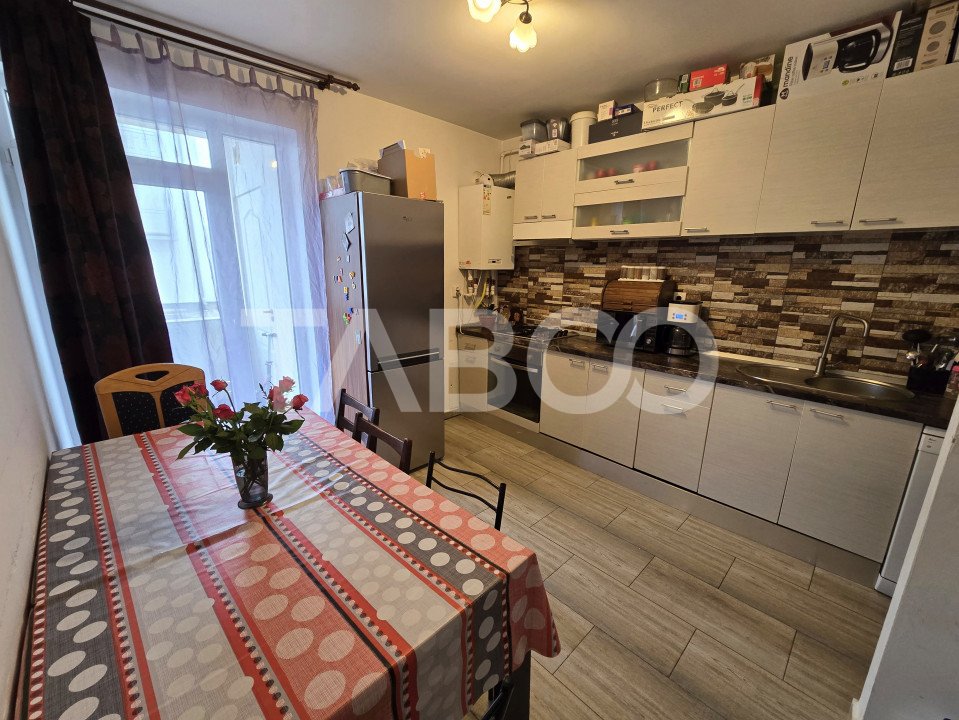 Apartament decomandat 3 camere balcon parcare COMISION 0 in Selimbar