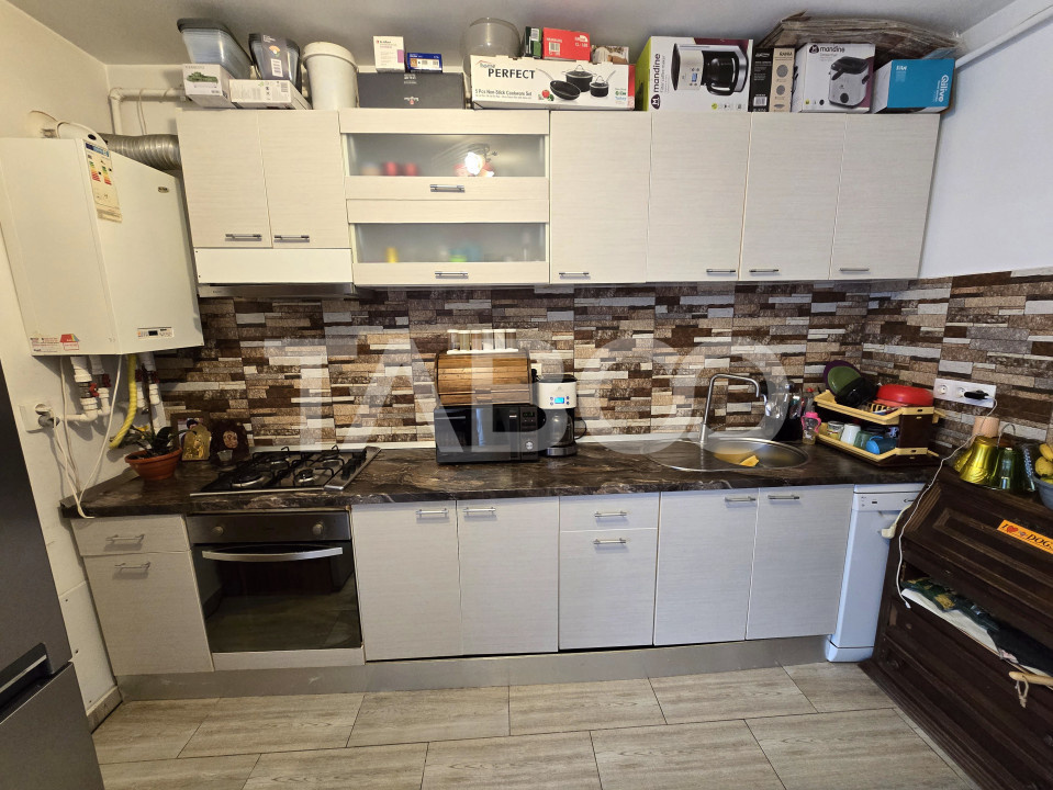 Apartament decomandat 3 camere balcon parcare COMISION 0 in Selimbar