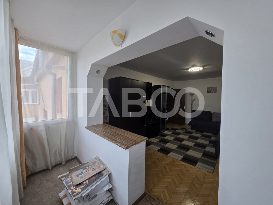 Apartament decomandat 3 camere de inchiriat 64mp zona Strand Sibiu