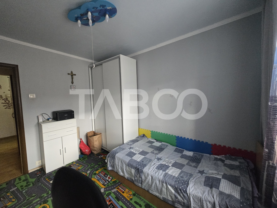 Apartament decomandat 3 camere de inchiriat 64mp zona Strand Sibiu