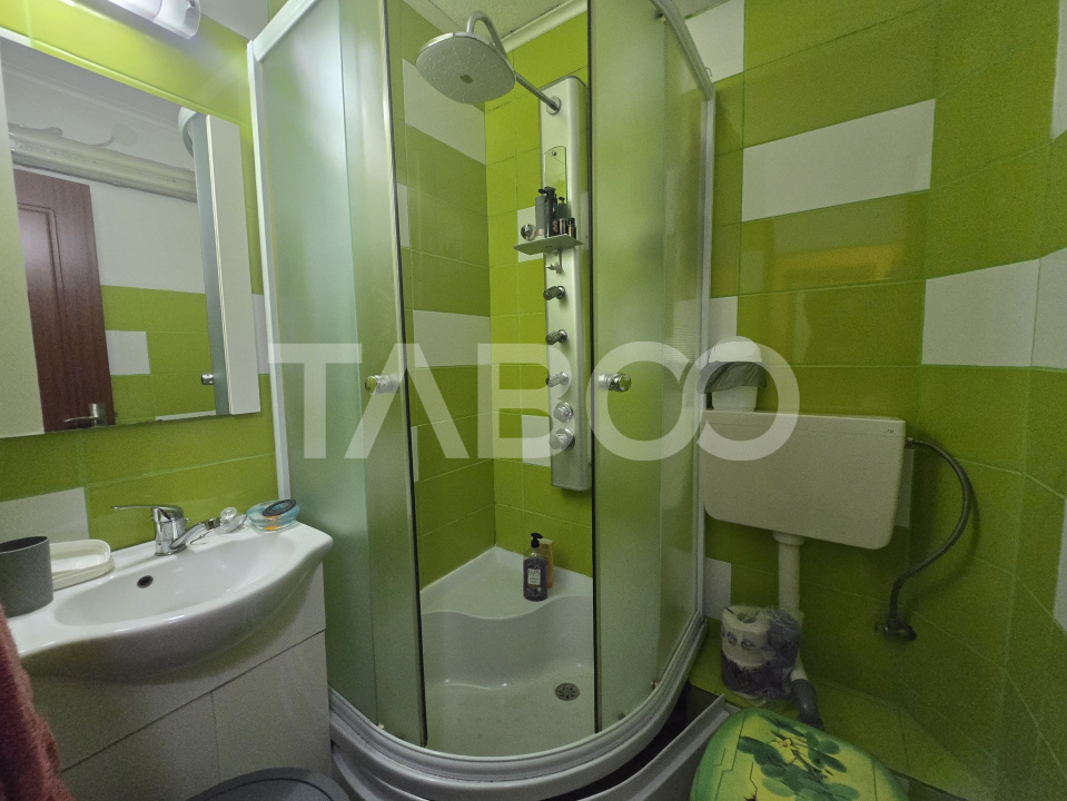 Apartament decomandat 3 camere de inchiriat 64mp zona Strand Sibiu