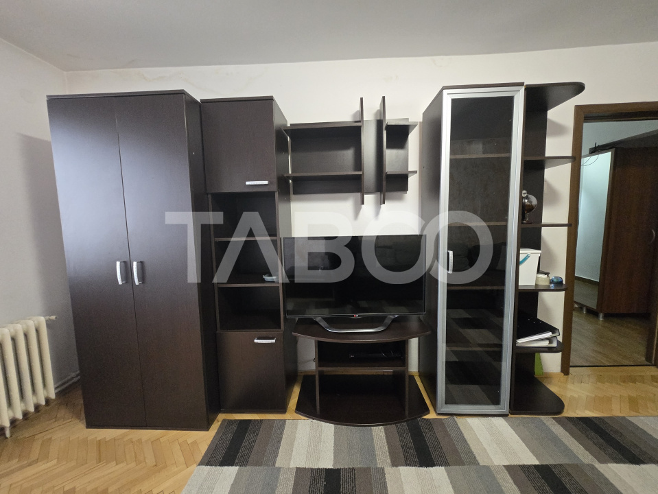 Apartament decomandat 3 camere de inchiriat 64mp zona Strand Sibiu