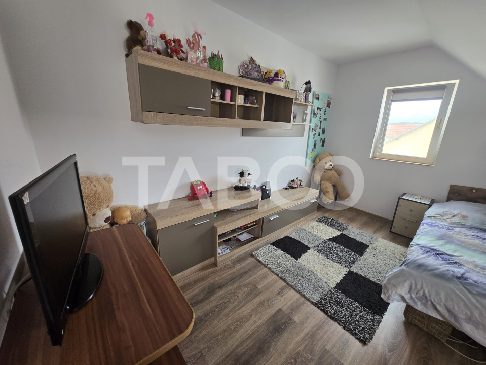 Apartament decomandat 3 camere de vanzare 78mp zona Vasile Aaron Sibiu