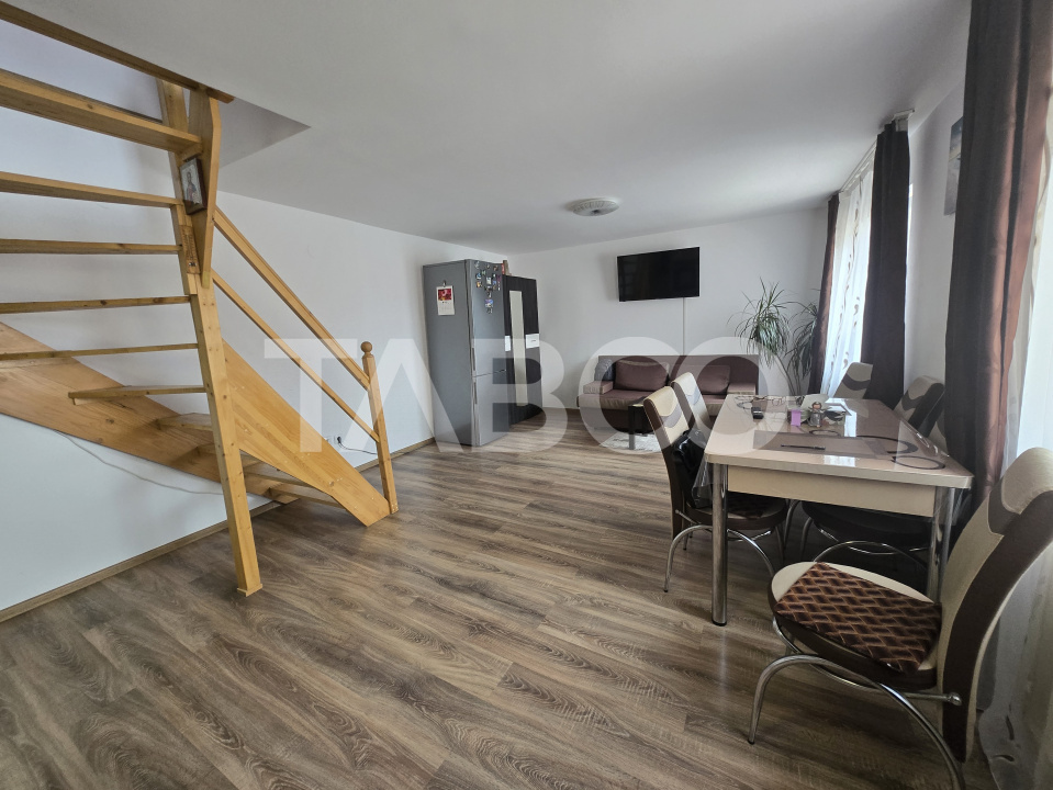 Apartament decomandat 3 camere de vanzare 78mp zona Vasile Aaron Sibiu