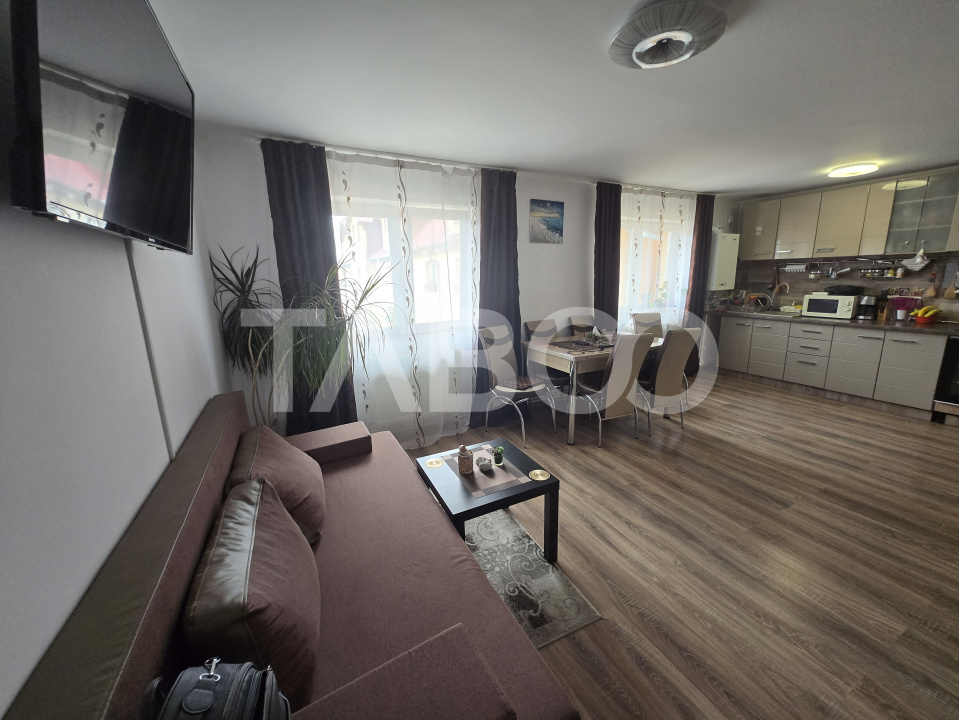Apartament decomandat 3 camere de vanzare 78mp zona Vasile Aaron Sibiu