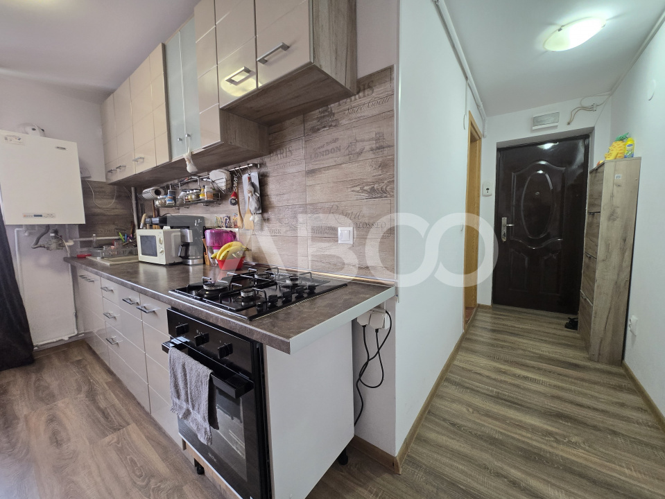 Apartament decomandat 3 camere de vanzare 78mp zona Vasile Aaron Sibiu