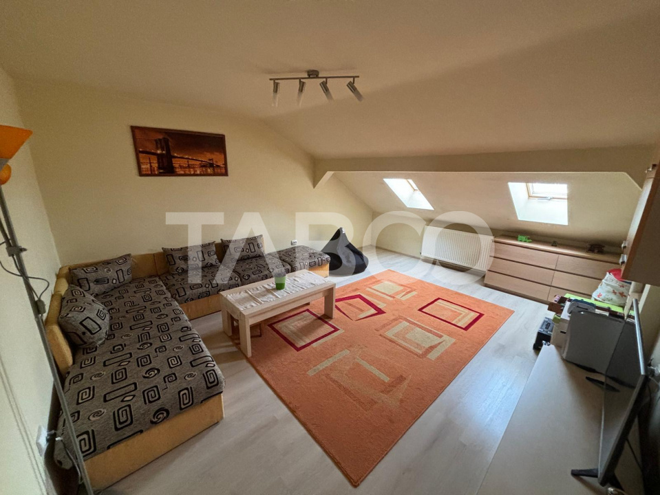 Apartament decomandat 3 camere de vanzare  langa Parcul Belvedere