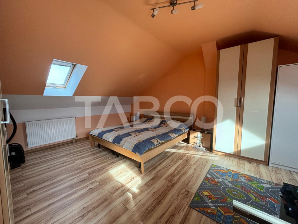 Apartament decomandat 3 camere de vanzare  langa Parcul Belvedere
