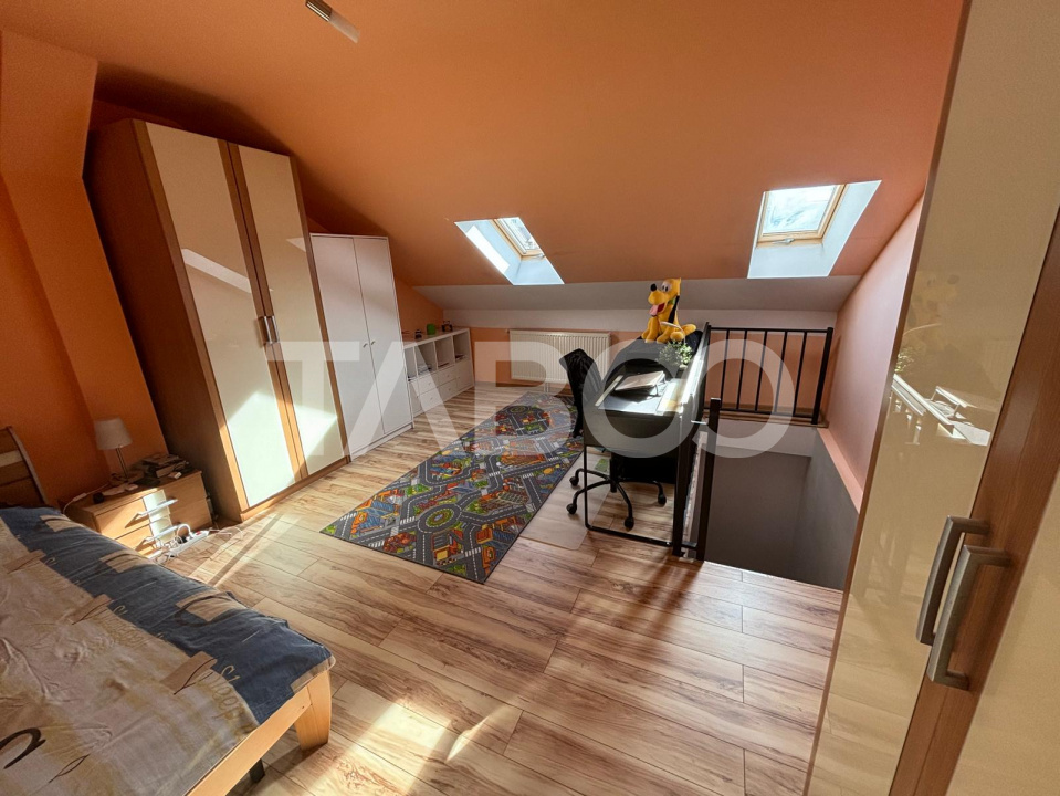 Apartament decomandat 3 camere de vanzare  langa Parcul Belvedere
