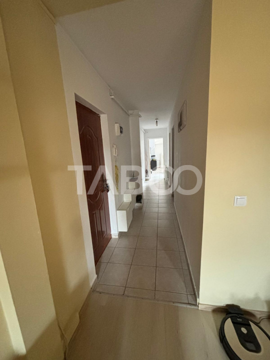 Apartament decomandat 3 camere de vanzare  langa Parcul Belvedere