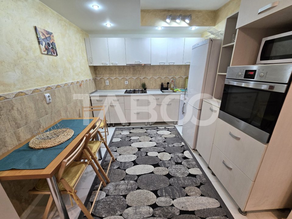 Apartament decomandat 3 camere de vanzare parcare zona Tilisca Sibiu
