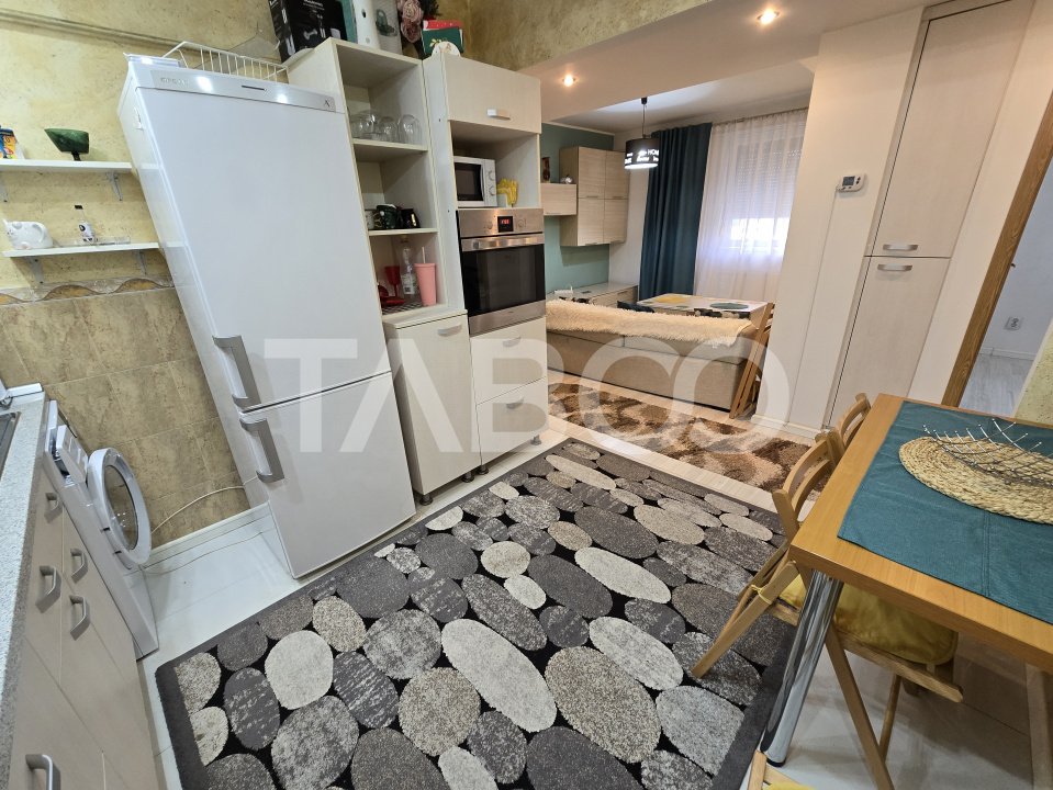 Apartament decomandat 3 camere de vanzare parcare zona Tilisca Sibiu